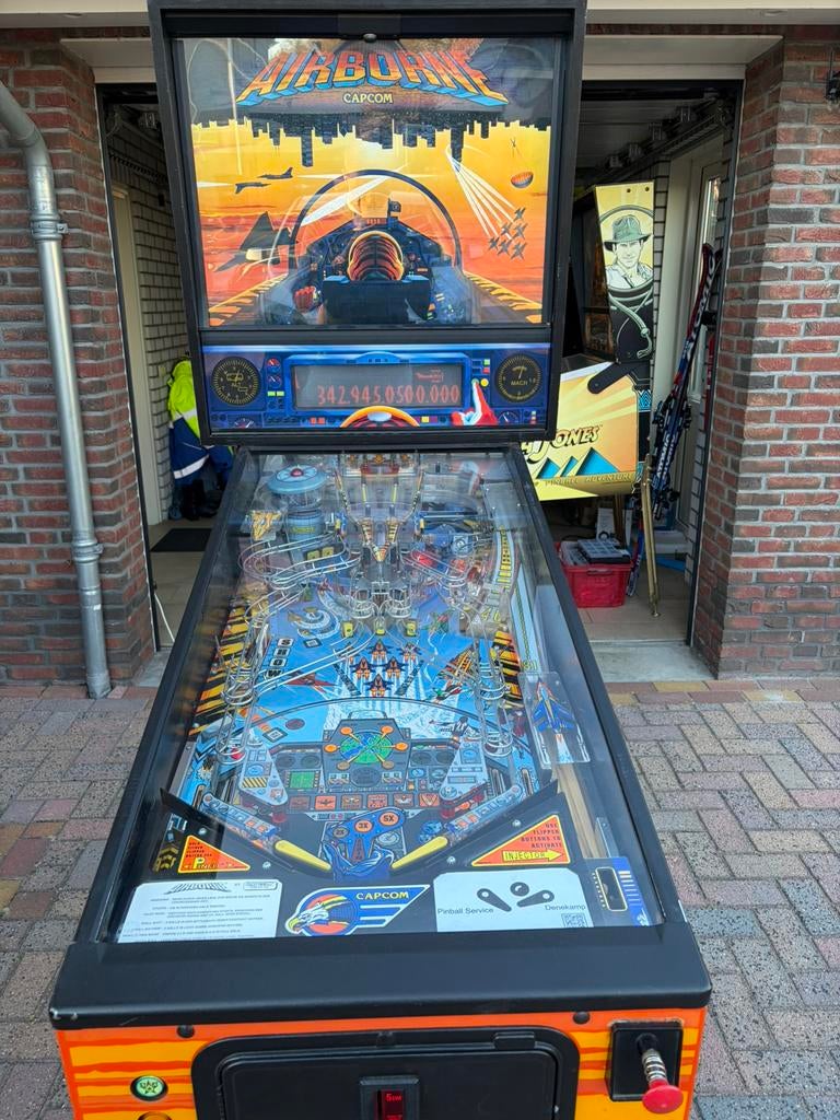 Capcom airborne flipperkast, Verzamelen, Automaten | Flipperkasten, Overige merken, Ophalen of Verzenden, Zo goed als nieuw, Dot-matrix
