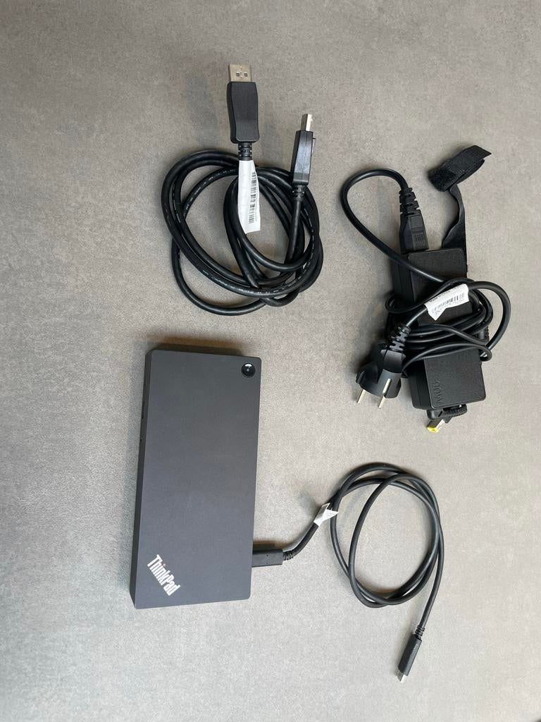 Lenovo ThinkPad USB-C Dock Gen2 - Zo goed als nieuw, Computers en Software, Barebones, Ophalen, Zo goed als nieuw