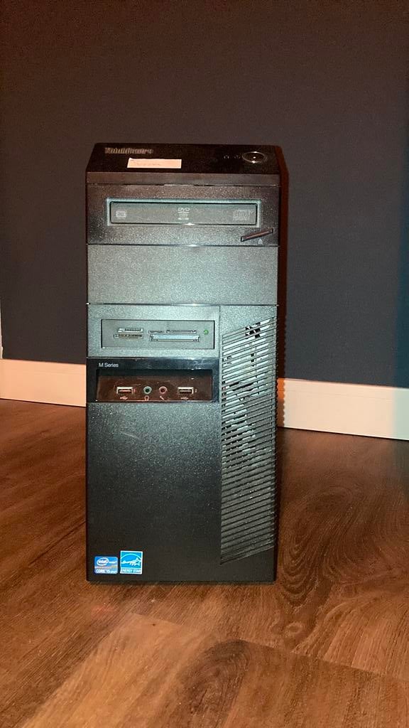 Oude server pc, Computers en Software, Desktop Pc's, Ophalen of Verzenden, Zo goed als nieuw