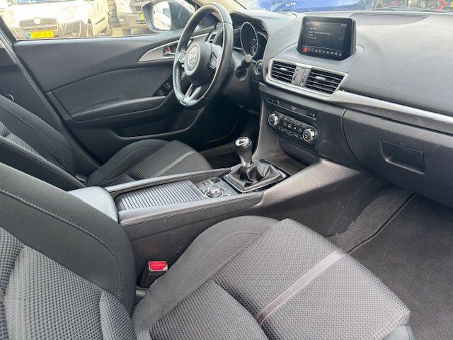 Mazda 3 2.2 SkyActiv-D 150 5deurs SkyLease+ Euro6 108.000km, Voorwielaandrijving, Stof, Gebruikt, 4 cilinders