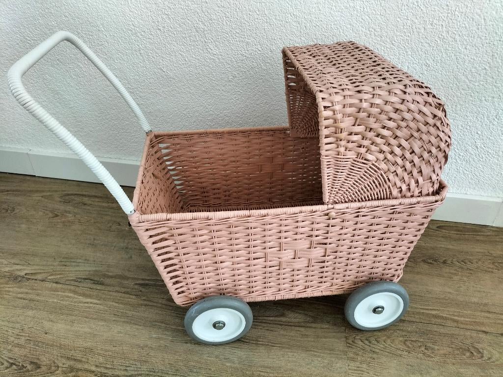 Rieten poppen wagen oud roze Olliella, Ophalen, Gebruikt, Overige typen