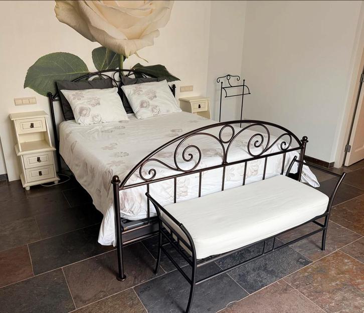 Complete slaapkamer rustiek romantisch metaal, Huis en Inrichting, Slaapkamer | Complete slaapkamers, Zo goed als nieuw, Tweepersoons