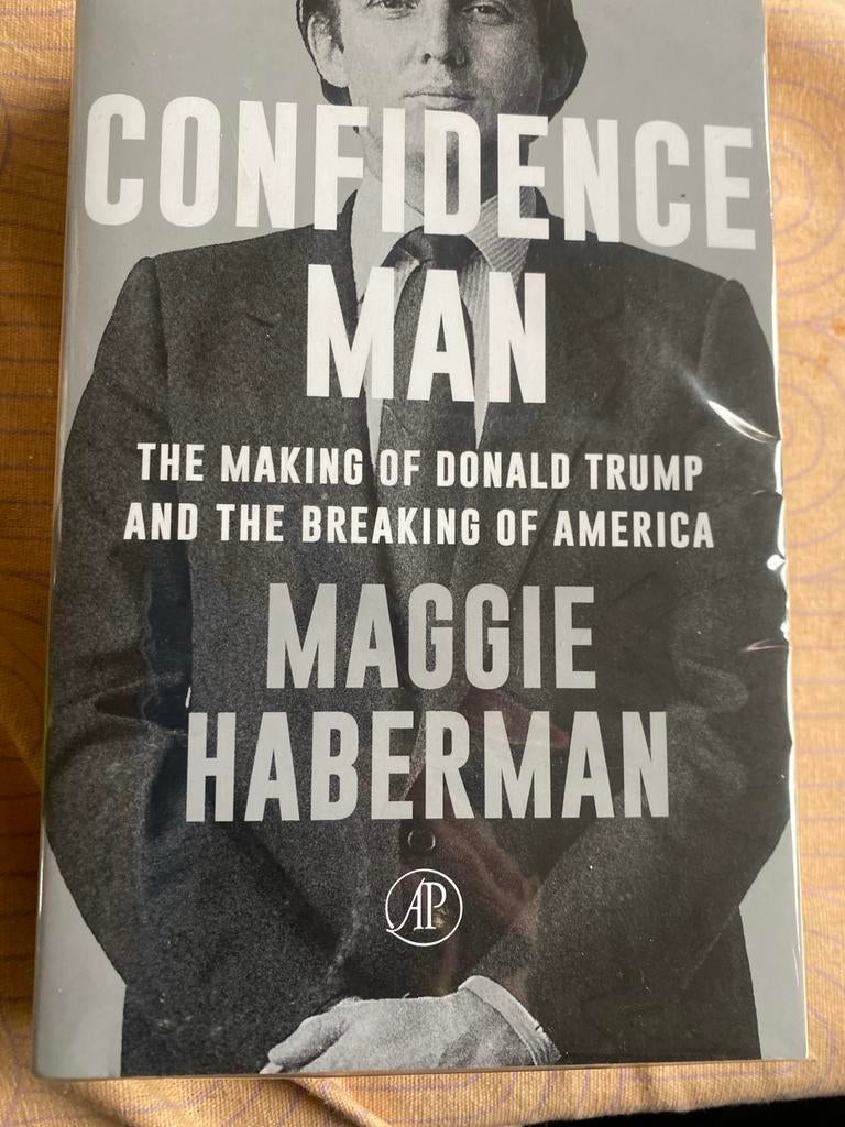 Confidence Man: The Making of Donald Trump, Ophalen of Verzenden, Nieuw, Politiek