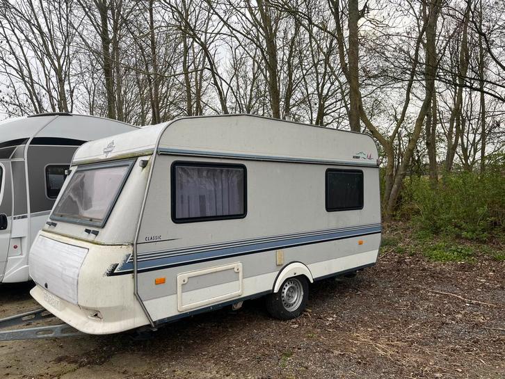 Hobby classic 420 (1994), Caravans en Kamperen, Caravans, Particulier, tot en met 4, 750 - 1000 kg, Rondzit, Hobby, Luifel, Ophalen