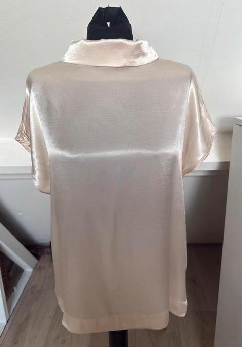 Jcsophie blouse silk 40, Kleding | Dames, Blouses en Tunieken, Zo goed als nieuw, Maat 38/40 (M), Beige, Ophalen of Verzenden