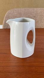 Churchill Schenkkan 34 cl Wit Keramiek, Huis en Inrichting, Keuken | Servies, Gebruikt, Keramiek, Overige typen, Ophalen of Verzenden