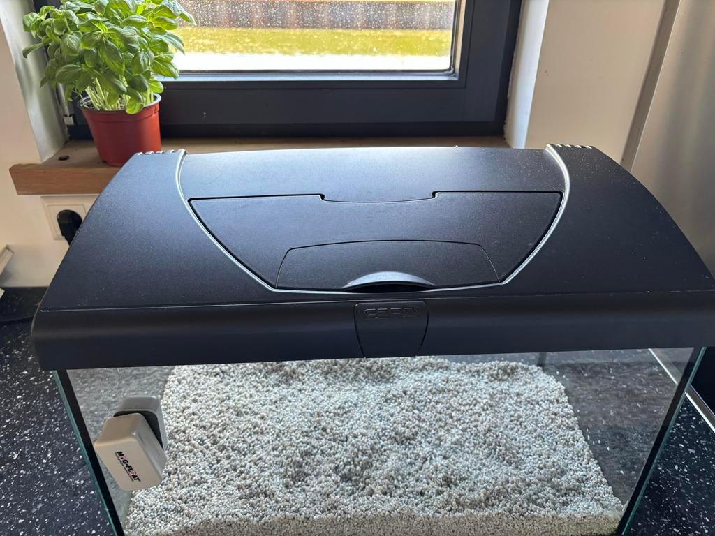 Mooi aquarium met veel accesoires, in goede staat, Ophalen, Zo goed als nieuw, Leeg aquarium