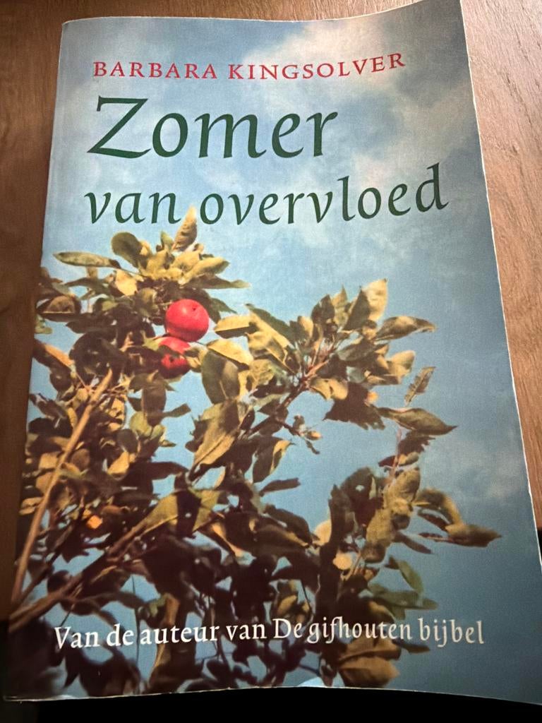 WK2.  Zomer van overvloed - Barbara Kingsolver, Ophalen of Verzenden, Zo goed als nieuw, Nederland