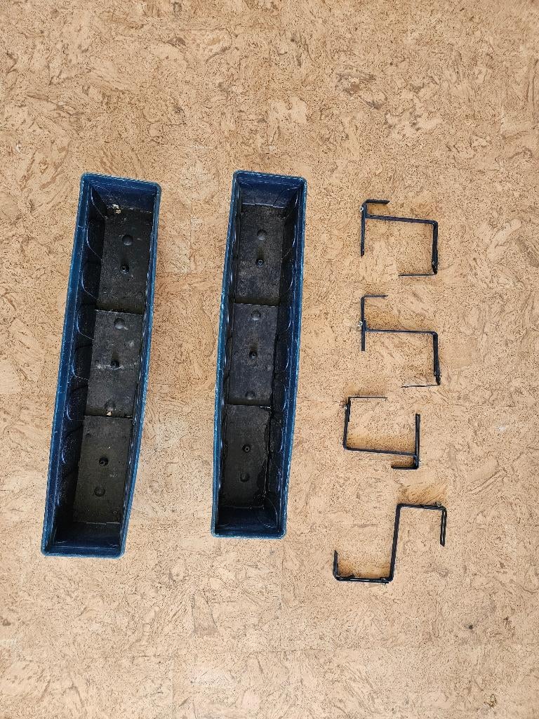 Plantenbakken en houders, Tuin en Terras, Bloembakken en Plantenbakken, Ophalen, Kunststof, Gebruikt, Minder dan 30 cm
