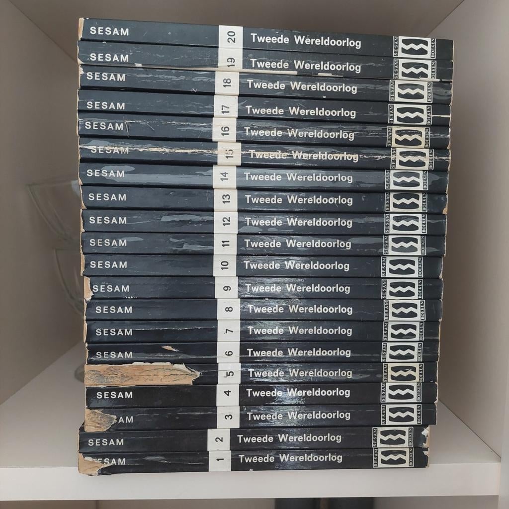 Geschiedenis van de Tweede Wereldoorlog in foto's en doc., Boeken, Ophalen of Verzenden, Tweede Wereldoorlog, Gelezen, Algemeen