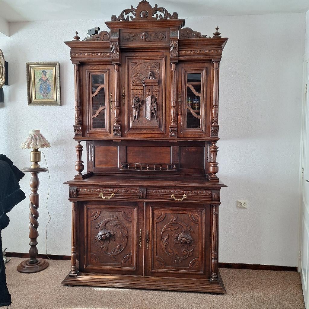 Henry Deux kast, Ophalen