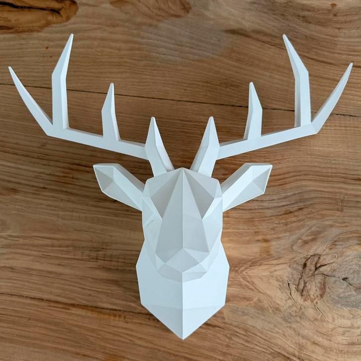Geometrische hertenkop - wandsculptuur - ArtHert, Huis en Inrichting, Woonaccessoires | Wanddecoraties, Zo goed als nieuw, Ophalen of Verzenden