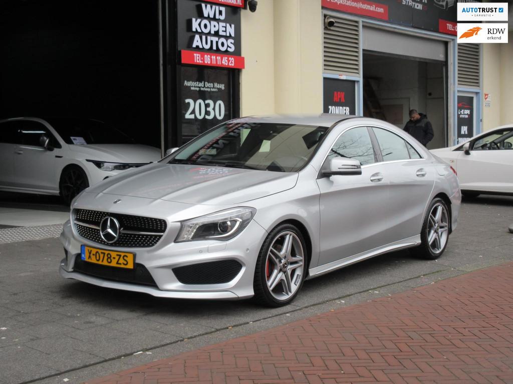 Mercedes-Benz CLA-klasse 200 AMG Automaat Leer Navi Camera, Auto's, Mercedes-Benz, Euro 6, 715 kg, Leder en Stof, 1595 cc