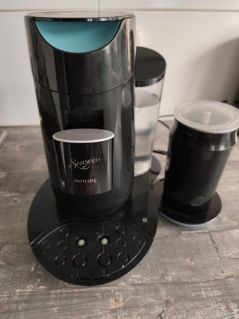 Philips senceo koffieapparaat (komt met melk opschuimer), Gebruikt, Koffiemachine, Ophalen of Verzenden, 2 tot 4 kopjes