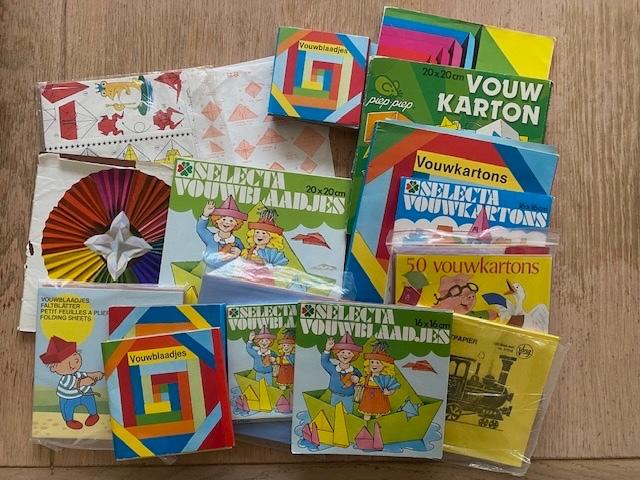 vouwblaadjes/-karton en plakkertjes, Ophalen of Verzenden, Nieuw