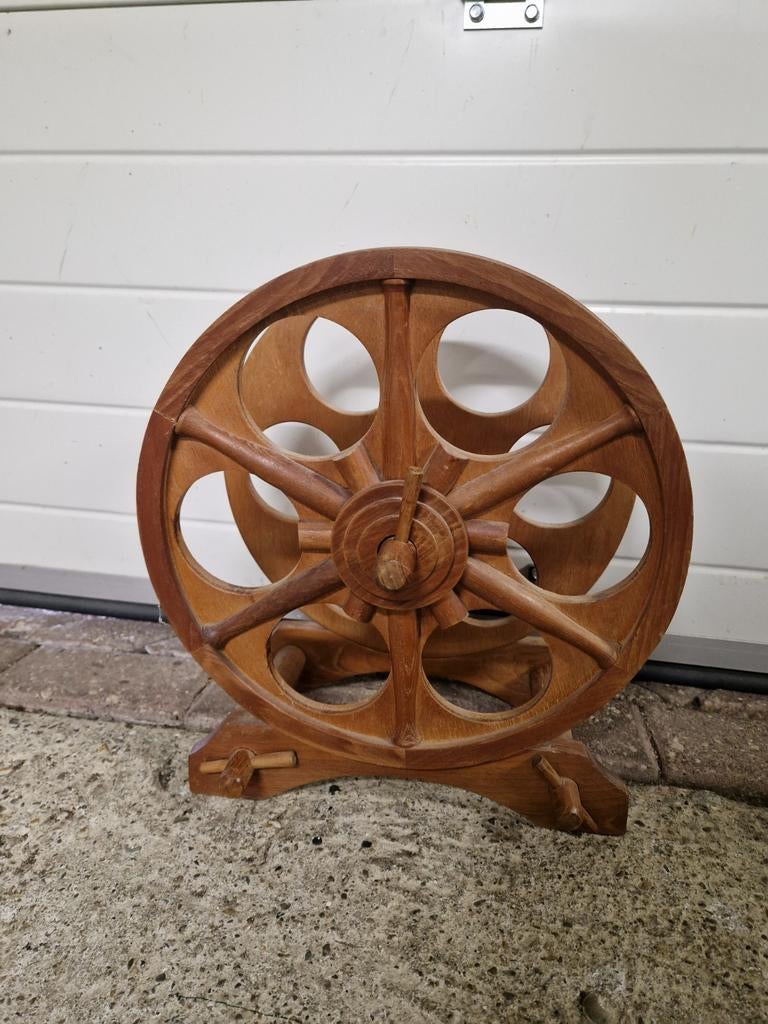 Mooi houten wijnrek rond, Huis en Inrichting, Woonaccessoires | Wijnrekken, Ophalen, 5 tot 15 flessen, Zo goed als nieuw, Minder dan 50 cm