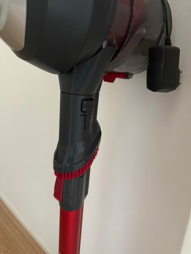 Hoover H-FREE 100 steelstofzuiger - grootste mondstuk defect, Ophalen, Gebruikt, Stofzuiger