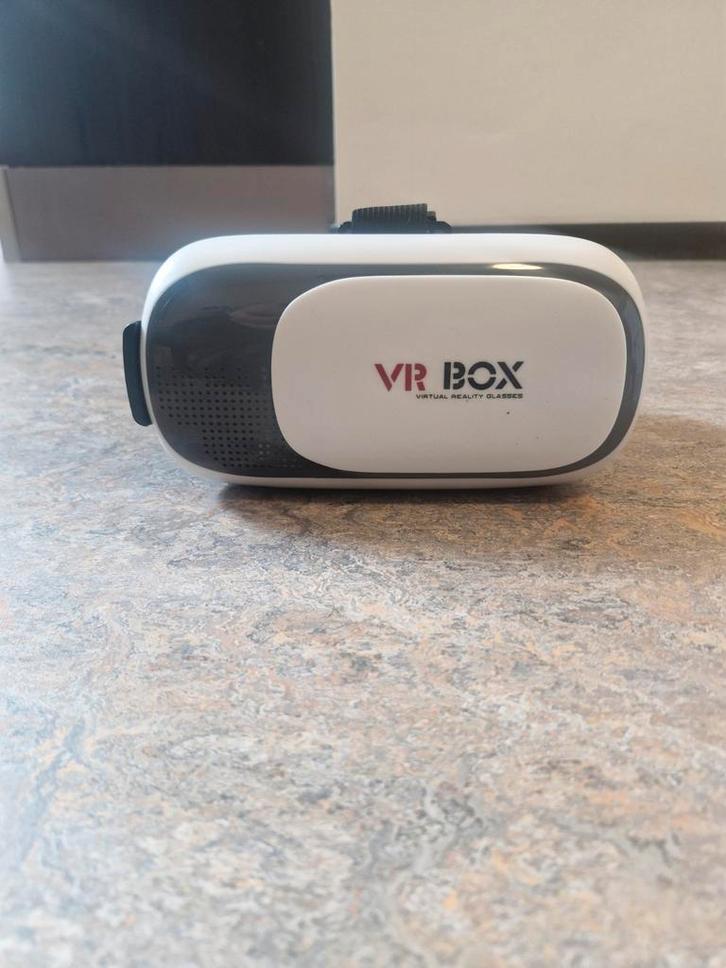 VR BOX Virtual Reality Bril - Ervaar VR op je telefoon!, Spelcomputers en Games, Virtual Reality, Gebruikt, Telefoon, VR-bril