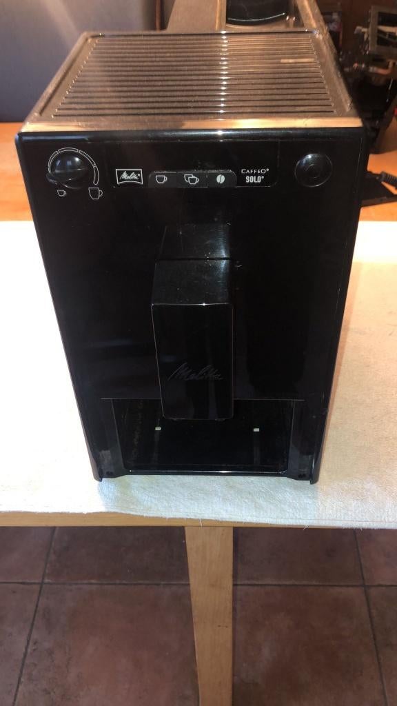 Melitta Caffeo Solo Koffiemachine type E950-222, Witgoed en Apparatuur, Ophalen of Verzenden, Gebruikt