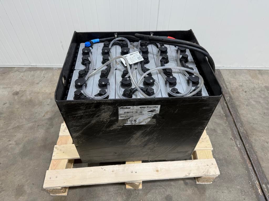 24V accu 320ah bouwjaar 2023 hako tennant etc