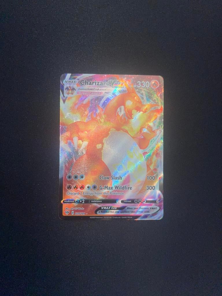 Pokémon Charizard Vmax, - Darkness Ablaze, Ophalen of Verzenden, Zo goed als nieuw, Meerdere kaarten
