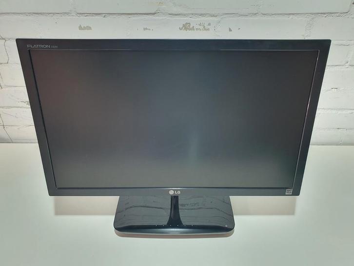 LG Flatron E2281VR-BN – 22" Full HD TN LED monitor, Computers en Software, Monitoren, Gebruikt, 61 t/m 100 Hz, DVI, HDMI, VGA