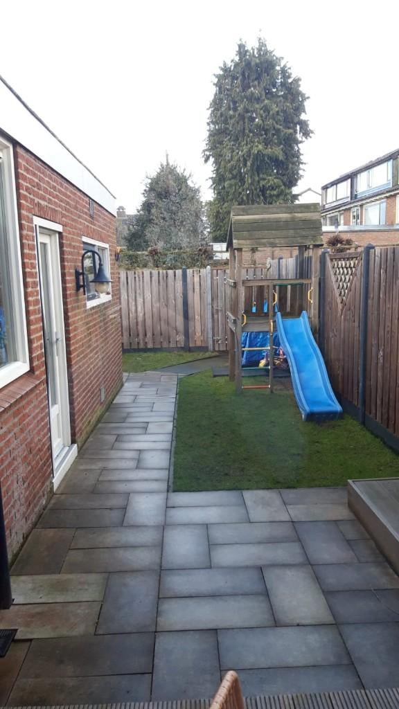 Speelhuis, Ophalen, Gebruikt, Hout