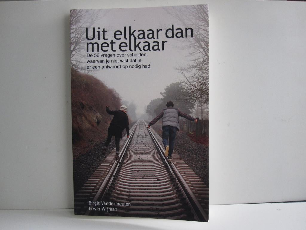 VanderMeulen 				Uit elkaar dan met elkaar, Ophalen of Verzenden, Zo goed als nieuw