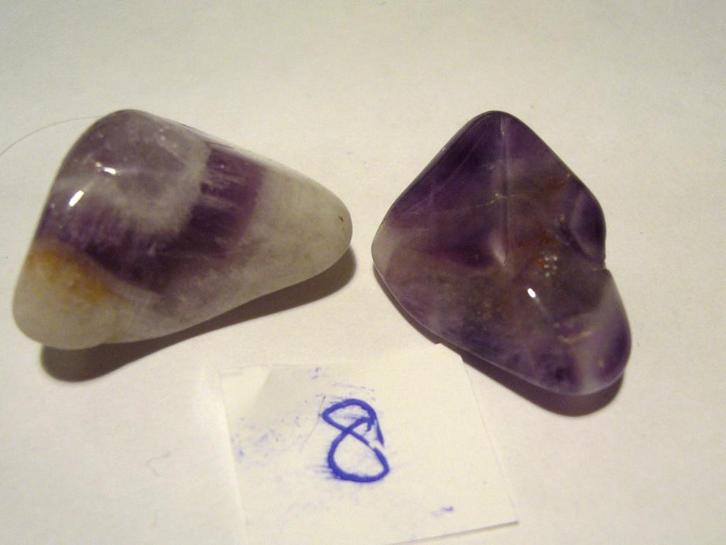 amethist 2 vr 0,69 edelsteen mineraal agaat amethyst kwarts, Verzamelen, Mineralen en Fossielen, Mineraal, Ophalen of Verzenden