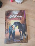 Star Stable Soul Riders - Magische verhalen over de stallen, Ophalen of Verzenden, Zo goed als nieuw, Helena Dahlgren, Fictie algemeen
