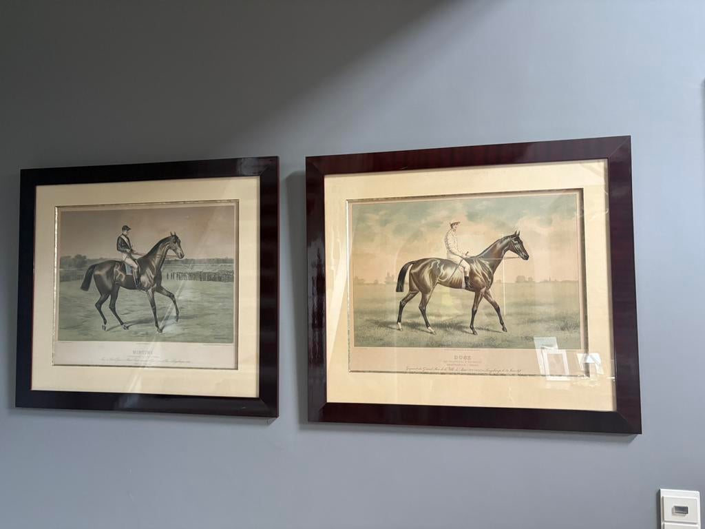 2 Antieke ingelijste paardenprenten, Ophalen