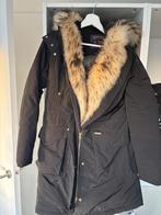 Woolrich jas, Zwart, Maat 42/44 (L), Ophalen of Verzenden, Zo goed als nieuw