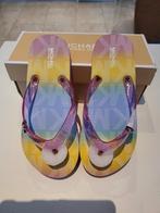 Michael kors slippers maat 35 past ook bij 36, Ophalen of Verzenden, Nieuw, Meisje, Zwemschoenen