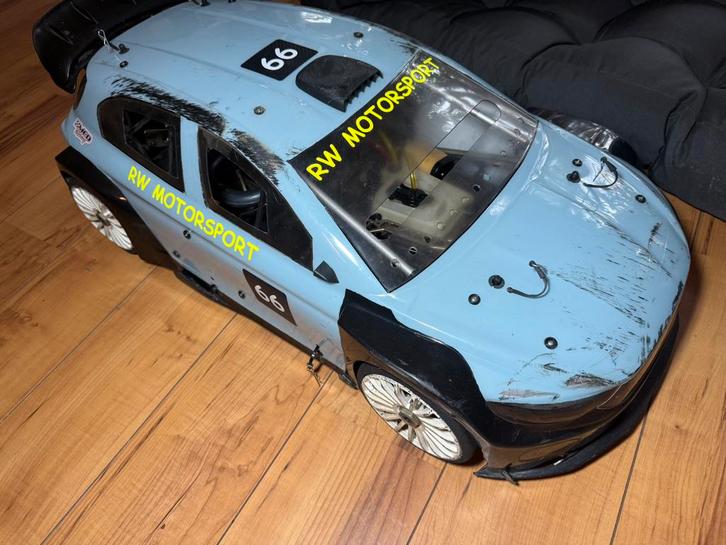 MCD XR5, Hobby en Vrije tijd, Modelauto's | 1:5 tot 1:12, Zo goed als nieuw, Auto, Ophalen