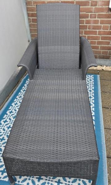 Ligbed beschikbaar voor biedingen
