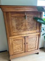 Notenhouten kast, Ophalen, Gebruikt