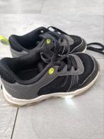 Kinder schoenen maat 25 met lichtjes, Ophalen of Verzenden, Zo goed als nieuw, Schoenen