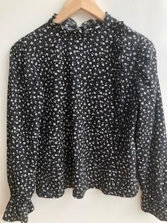 Zwarte crêpe blouse met bloemen van Zara mt. 152/158, Kinderen en Baby's, Kinderkleding | Maat 158, Zo goed als nieuw, Meisje