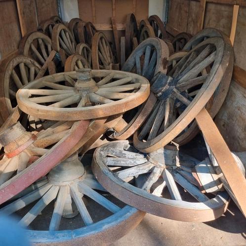 Karrewiel, Karrewielen,wagenwiel, wagenwielen., Antiek en Kunst, Curiosa en Brocante, Ophalen