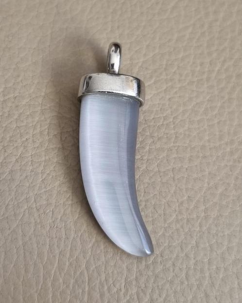 TI SENTO zilveren (925) TAND hanger met EDELSTEEN, Sieraden, Tassen en Uiterlijk, Kettinghangers, Zo goed als nieuw, Zilver, Zilver