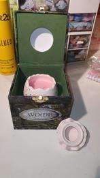 Melanie Martinez womb candle, Ophalen of Verzenden, Nieuw, Overige materialen, Minder dan 25 cm