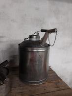 Petroleum kan oliekan, Ophalen