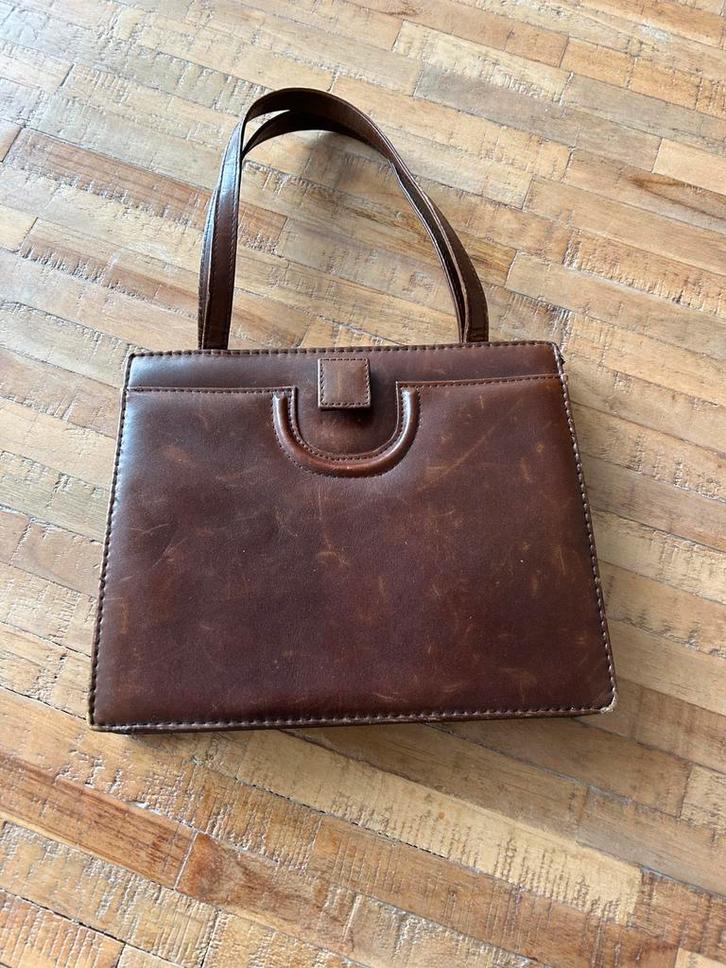 Vintage lederen handtas als nieuw, Sieraden, Tassen en Uiterlijk, Tassen | Damestassen, Zo goed als nieuw, Handtas, Bruin, Ophalen