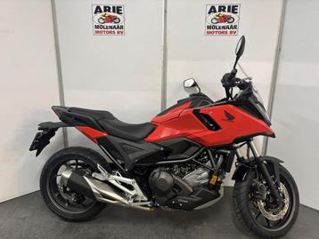 Honda NC 750 X ABS (bj 2025) beschikbaar voor biedingen