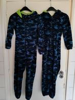 2 onesie, Kinderen en Baby's, Kinderkleding | Maat 128, Ophalen of Verzenden, Gebruikt, Jongen of Meisje, Nacht- of Onderkleding
