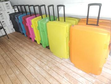 Samsonite en American Tourister diverse nette koffers 95L beschikbaar voor biedingen