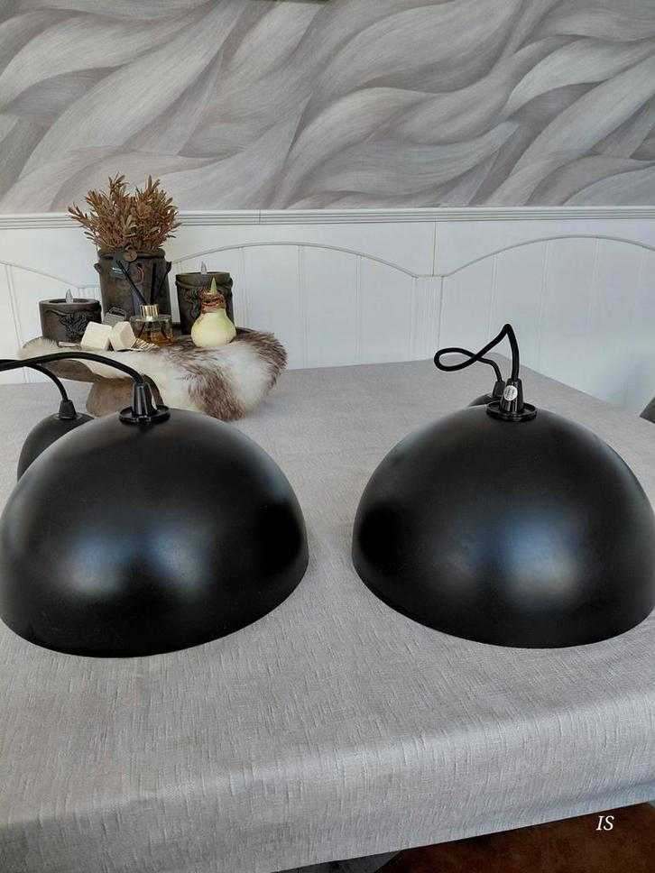 2 Zwart/Gouden Hanglampen E27 - Verstelbaar, Huis en Inrichting, Lampen | Hanglampen, Gebruikt, Minder dan 50 cm, Metaal, Ophalen