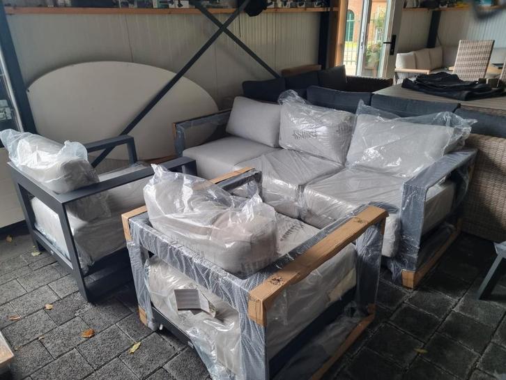 🌞ZEER MOOIE LOUNGESET GARDEN IMPRESSION kost elders €1939, Tuin en Terras, Tuinmeubel-accessoires, Nieuw, Ophalen
