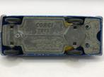 Corgi Toys 220 Chevrolet Impala grijs+blauw REPAINT - M4, Gebruikt, Auto, Corgi, Ophalen of Verzenden