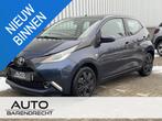 Toyota Aygo 1.0 VVT-i x-play Automaat | Airco | Dealer onder, Auto's, Stof, Gebruikt, Met garantie (alle), 3 cilinders